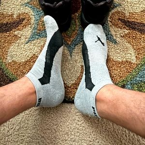 Puma Socks Grey.